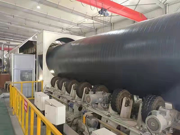 聚氨酯喷涂缠绕保温管加工