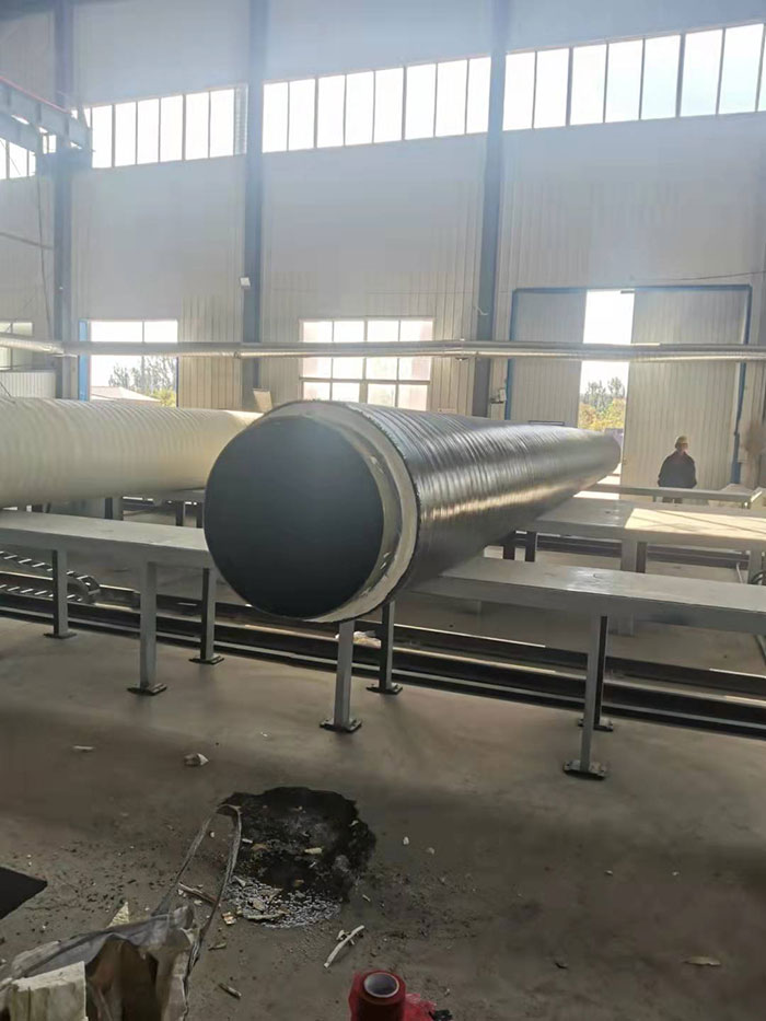 聚氨酯喷涂缠绕保温管加工