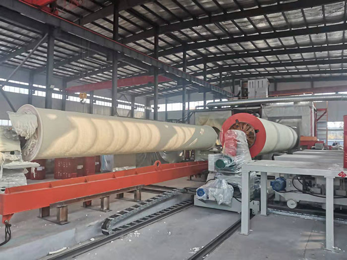 聚氨酯喷涂缠绕保温管加工